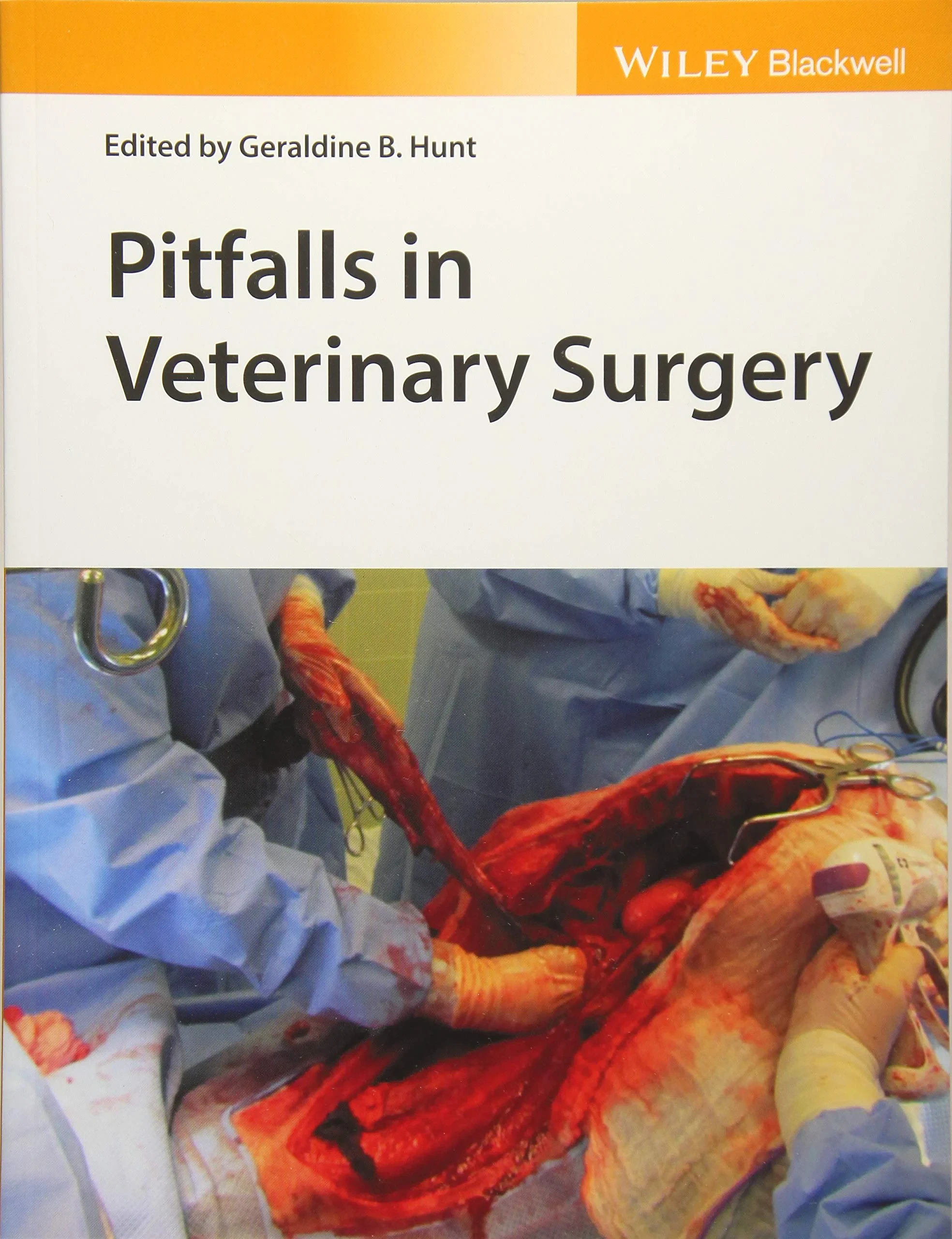 Coperta cărții "Pitfalls in Veterinary Surgery" de Geraldine B. Hunt