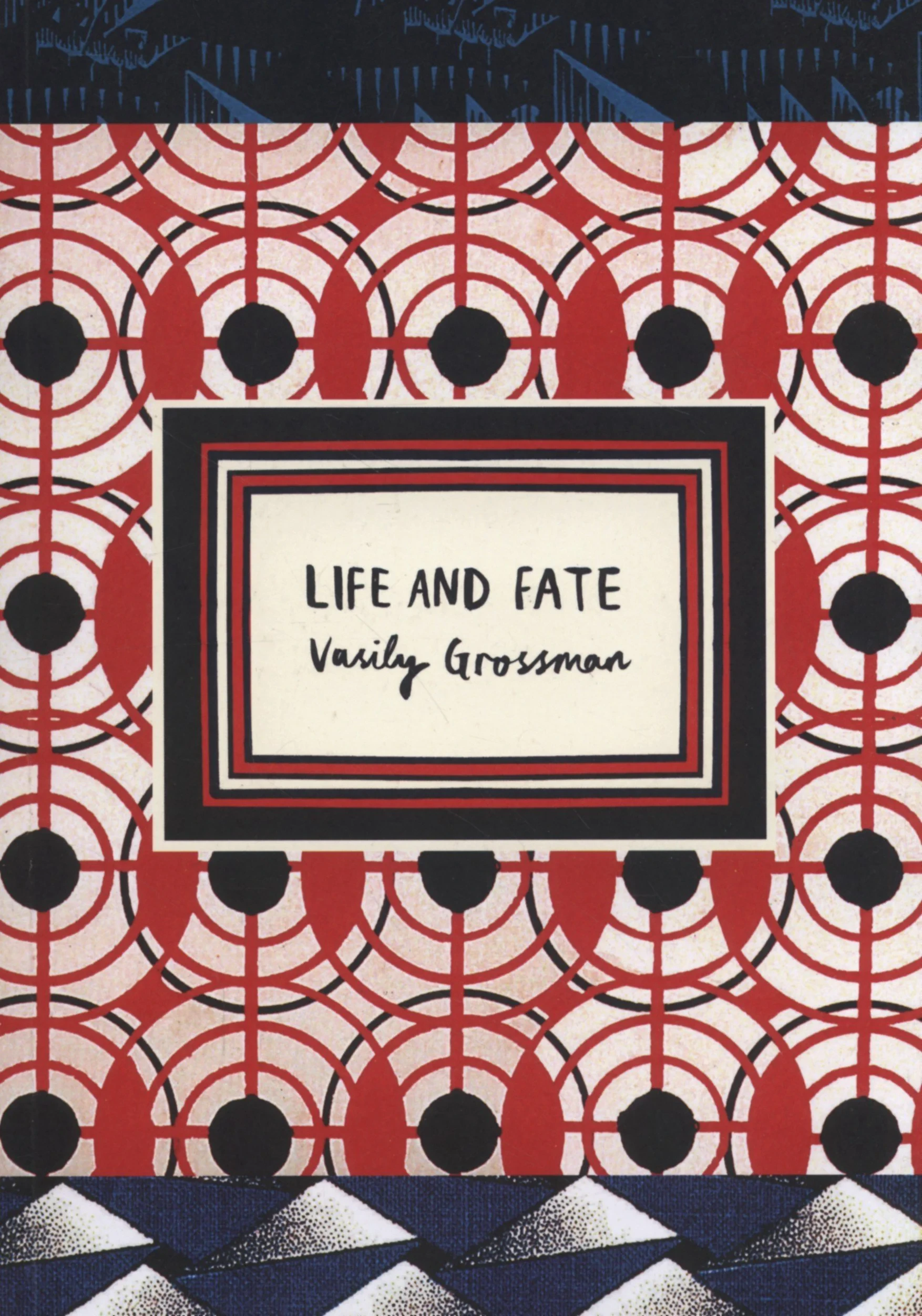Coperta cărții "Life And Fate (Vintage Classic Russians Series)" de Vasily Grossman