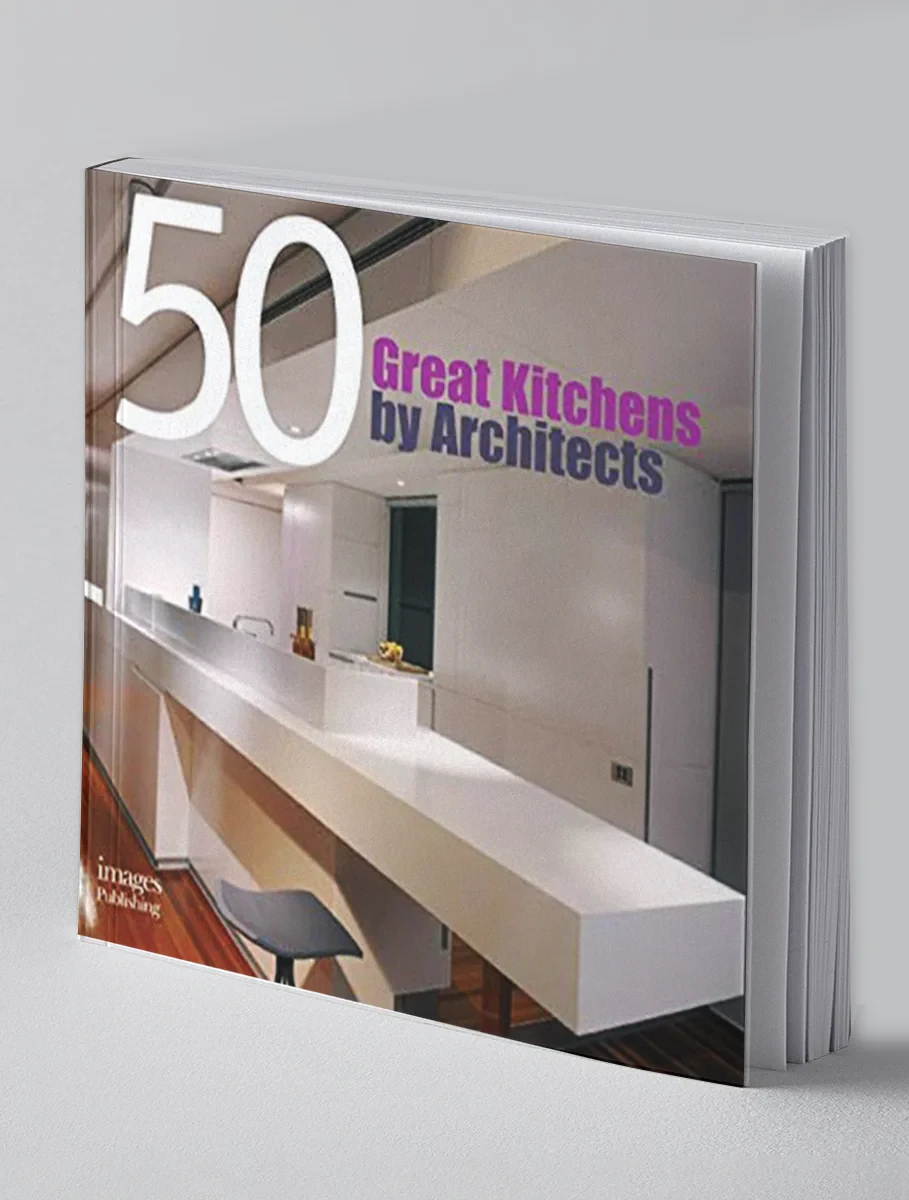 Coperta cărții "50 Great Kitchens by Architects" de Aisha Hasanovic