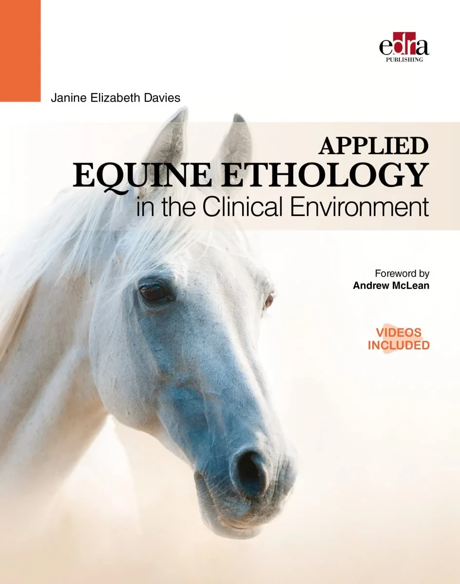Coperta cărții "Applied Equine Ethology in the Clinical Environment " de Janine Elizabeth Davies