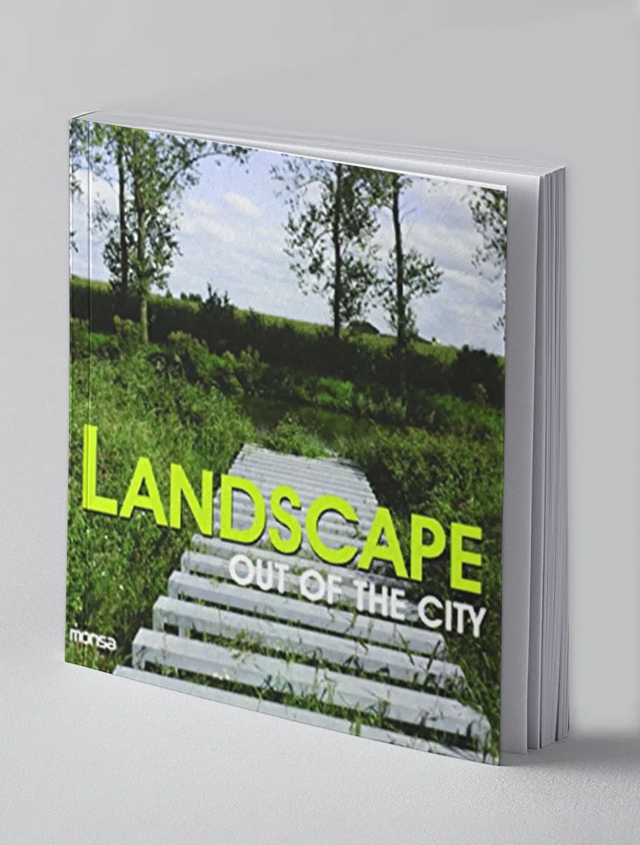 Coperta cărții "Landscape Out of the City" de Santi Trivino
