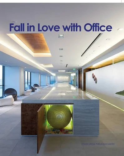 Coperta cărții "Fall in Love With Office" de Yin Qian